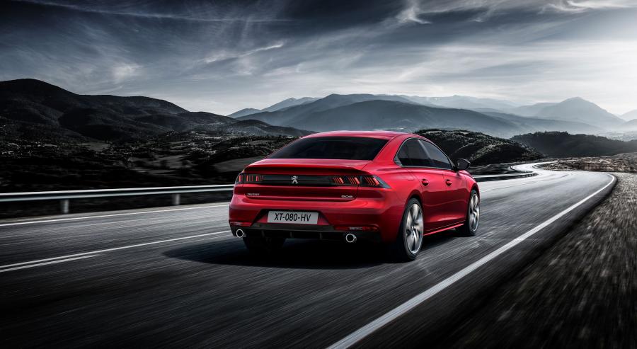  Peugeot 508 GT 2018 года  (WW) (фото 11 из 42)